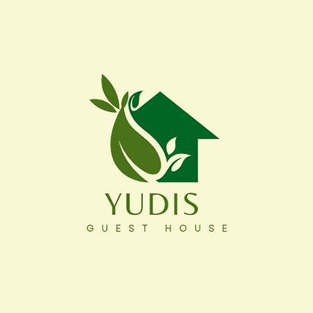 Yudis Guest House อูบุด ภายนอก รูปภาพ